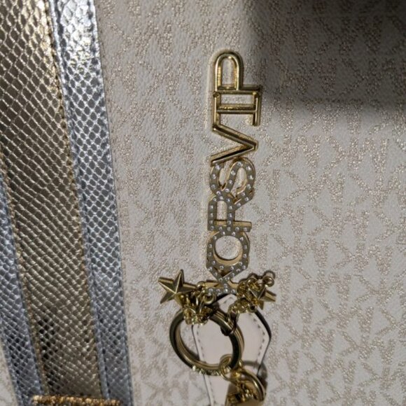 KORS RARE WHITE and GOLD MULTI Brand New with TAGS Set with RED CARPET Bag Charm - Picture 5 of 14